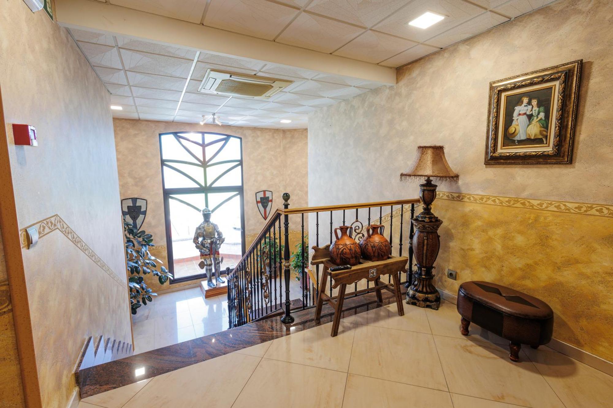 Hotel Pattaya Mocejón Zewnętrze zdjęcie